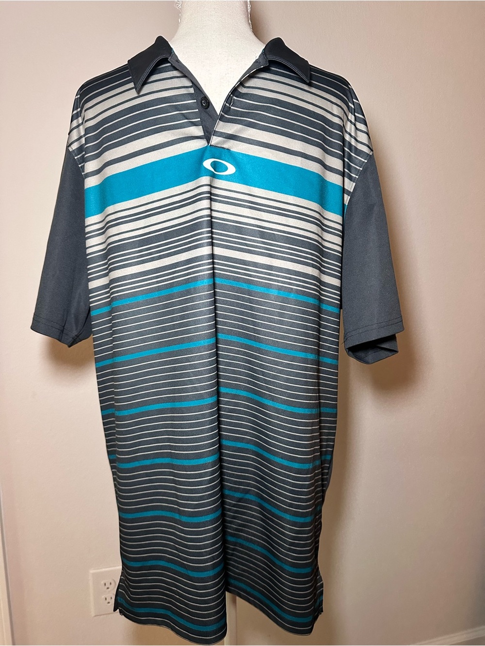 Oakley Men's Charcoal & Teal Striped Performance Polo